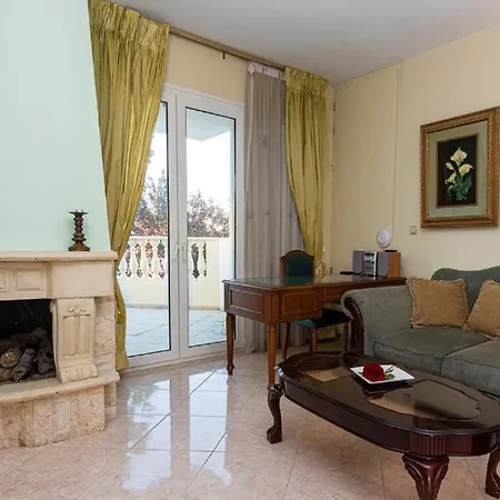Rafkos Mansion With Private Pool And Amazing View Hotel Agios Myronas