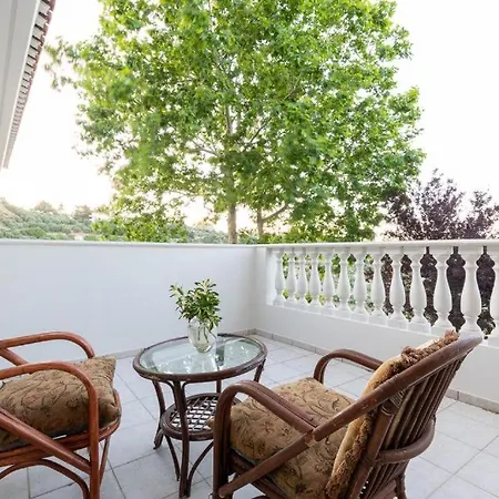Hotel Rafkos Mansion With Private Pool And Amazing View 5*